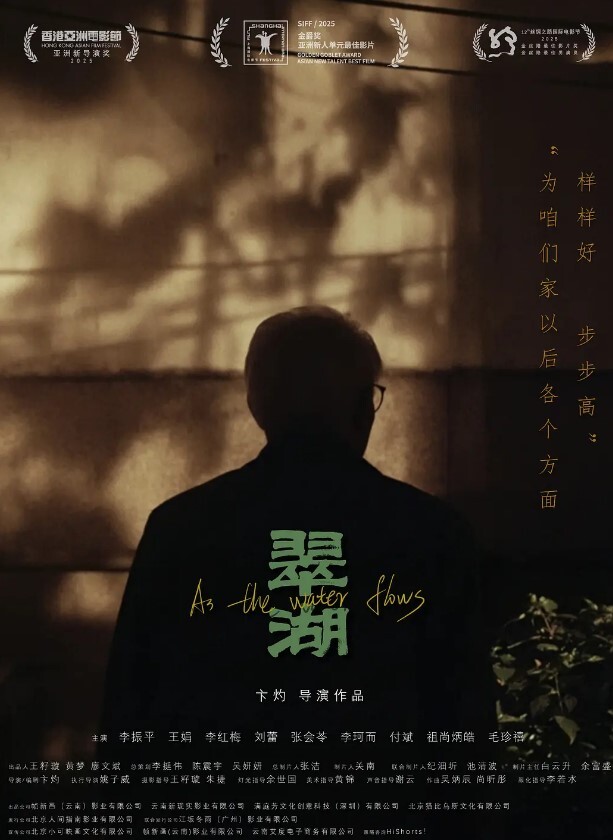 高端外围牛仔裤笑起来甜美妹子近距离特写口交大屌招牌动作抬腿侧入抽插猛操 - 天堂AV影院